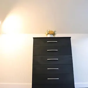 Peaceful 2 Bed House Free Wifi And Parking Apartment